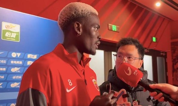 让-克劳德：为生涯第一个进球感到开心，进球献给球迷