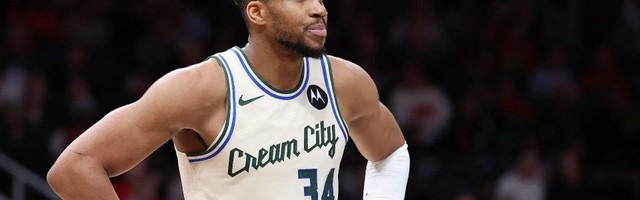 乐鱼线上服务-字母哥沮丧情绪达到顶点！雄鹿紧张氛围前所未有 内部有分裂苗头